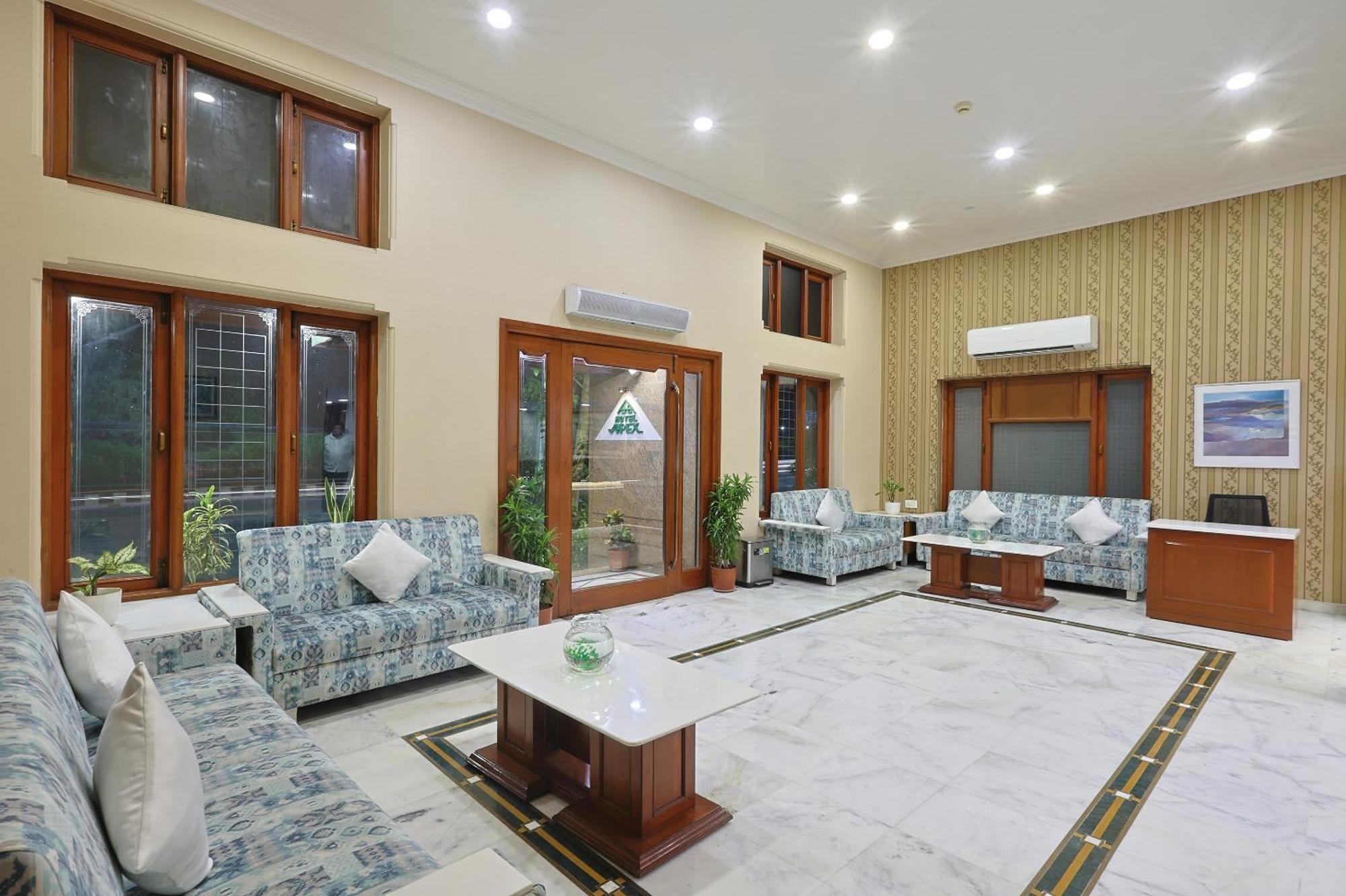 Hotel Apex Surat Dış mekan fotoğraf
